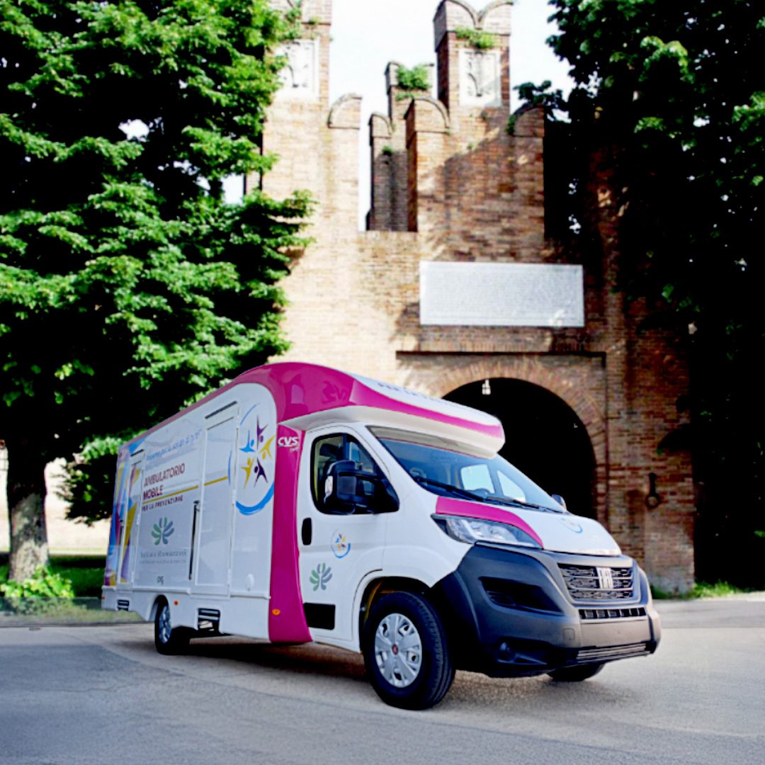 Clinica Mobile - Piazza Storica Italiana