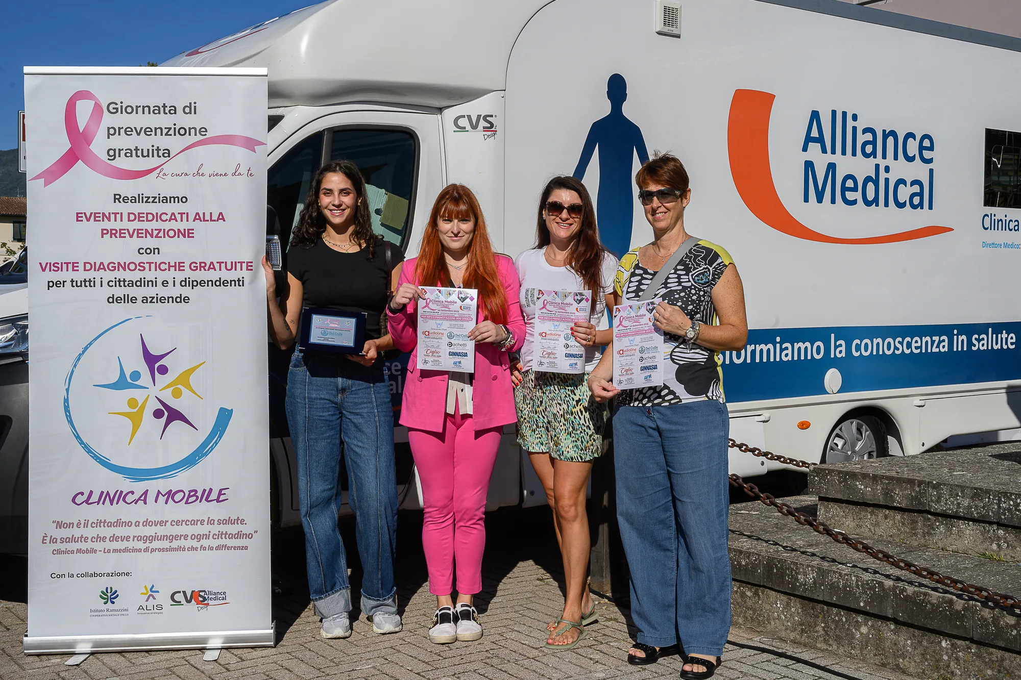 Clinica Mobile a Bientina: la giornata di Prevenzione Rosa con gli esami senologici gratuiti