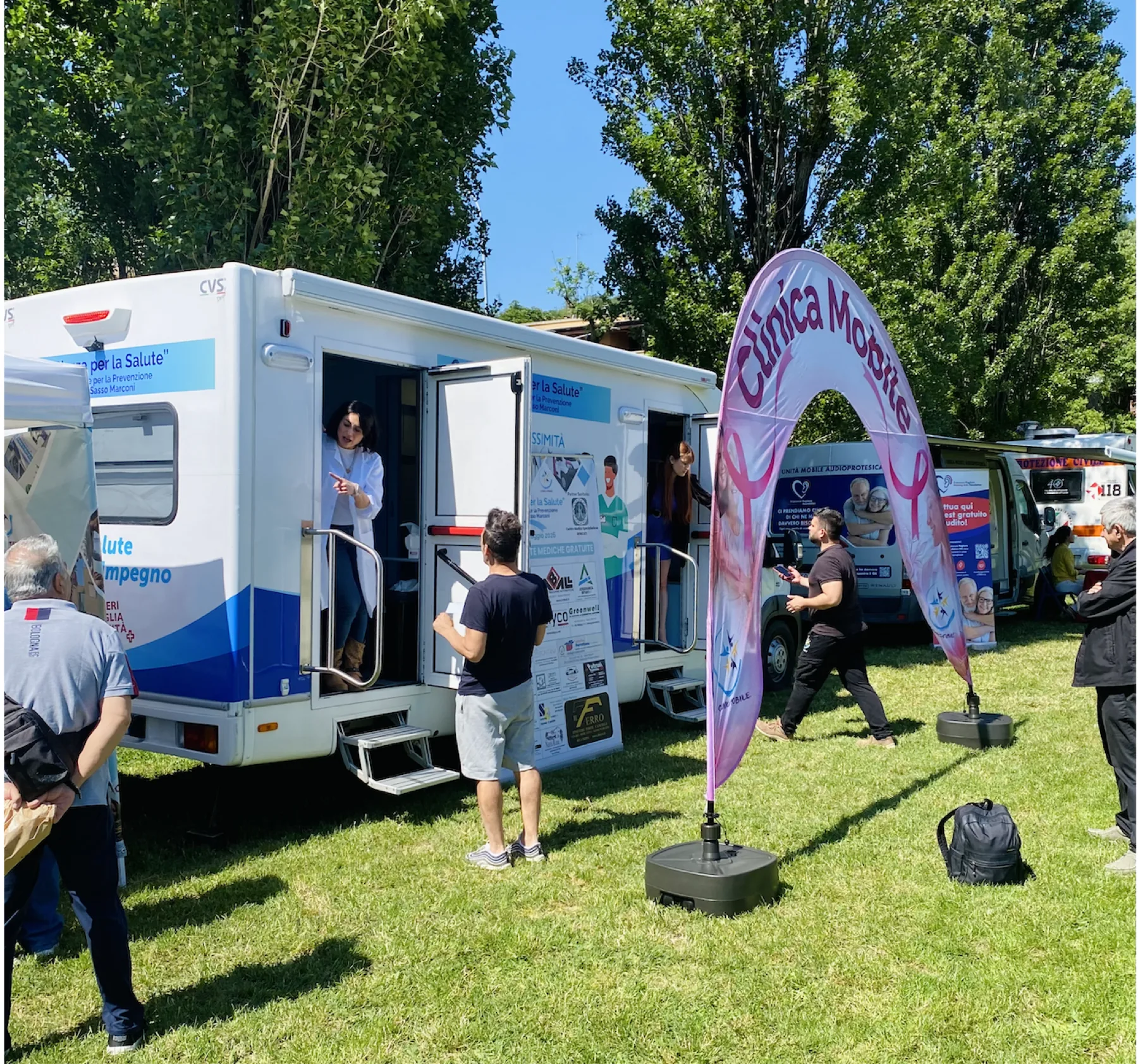 Una giornata di prevenzione della Clinica Mobile a Sasso Marconi, provincia di bologna · emilia-romagna